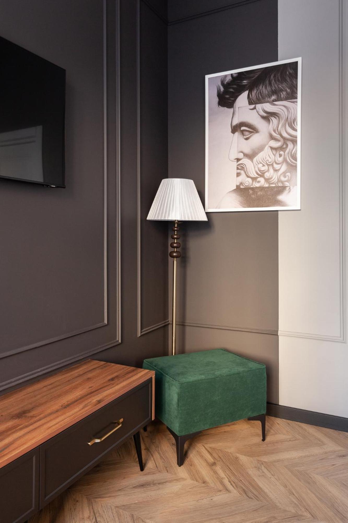 Leogrand Vip On Svobody Avenue 43 Appartement Lviv Buitenkant foto